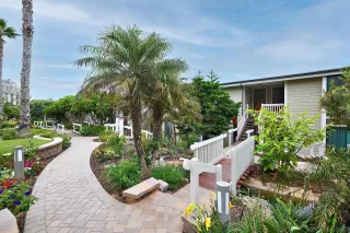 Photo #3: 230016131 Listing 