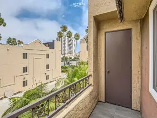 Photo #4: 230016145 Listing 