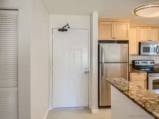 Photo #5: 230016145 Listing 