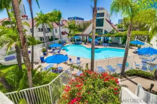 Photo #3: 230016158 Listing