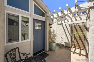 Photo #3: 230016169 Listing