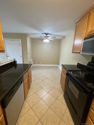 Photo #4: 230016176 Listing