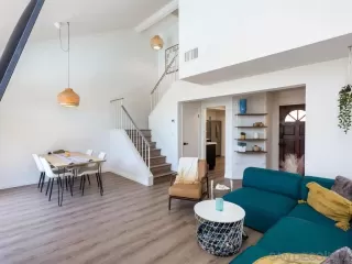 Photo #6: 230016273 Listing