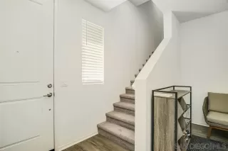 Photo #1: 230016302 Listing