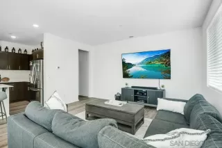 Photo #6: 230016302 Listing