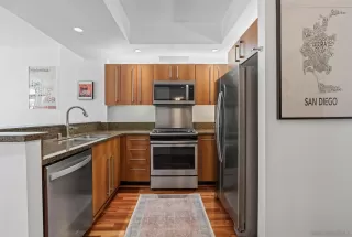 Photo #5: 230016322 Listing