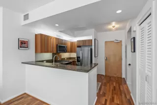 Photo #6: 230016322 Listing