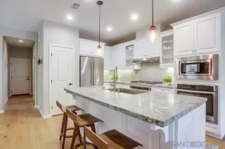 Photo #6: 230016323 Listing