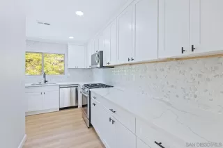 Photo #4: 230016344 Listing