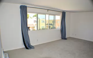 Photo #3: 230016368 Listing