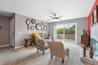 Photo #3: 230016393 Listing 