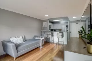 Photo #2: 230016410 Listing