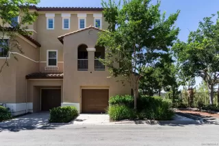 Photo #3: 230016431 Listing