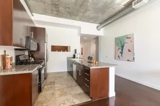 Photo #5: 230016447 Listing