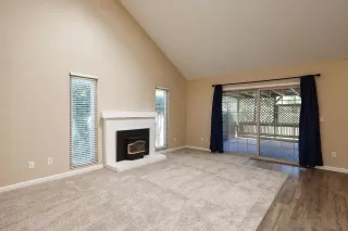 Photo #2: 230016461 Listing