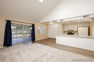 Photo #4: 230016461 Listing