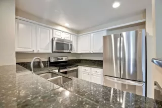 Photo #4: 230016468 Listing