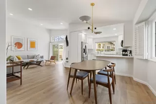 Photo #2: 230016494 Listing