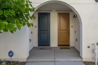 Photo #3: 230016514 Listing