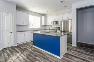 Photo #6: 230016514 Listing