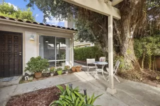 Photo #2: 230016530 Listing