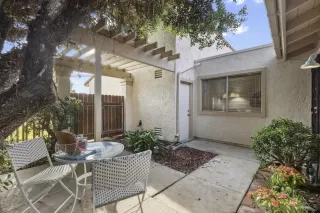 Photo #4: 230016530 Listing