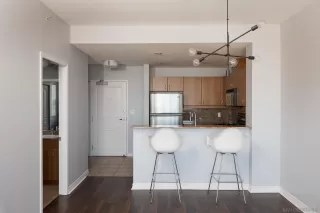 Photo #2: 230016539 Listing