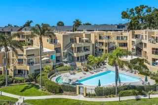 Photo #2: 230016558 Listing