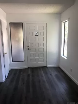 Photo #2: 230016567 Listing