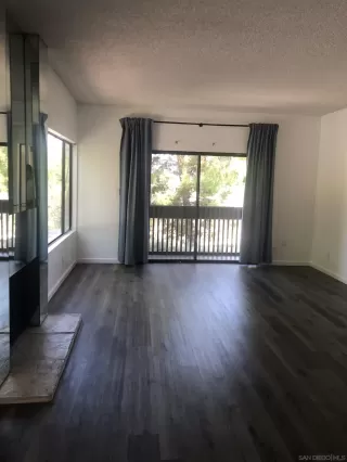 Photo #3: 230016567 Listing