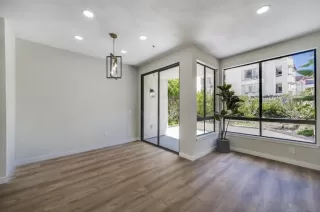 Photo #3: 230016587 Listing 