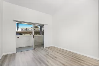 Photo #6: 230016594 Listing 