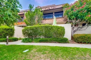 Photo #1: 230016598 Listing 