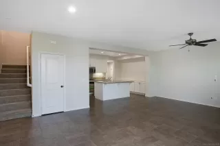 Photo #5: 230016603 Listing