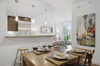 Photo #5: 230016609 Listing