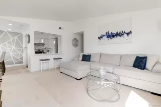 Photo #3: 230016636 Listing