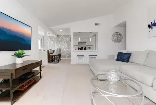 Photo #4: 230016636 Listing