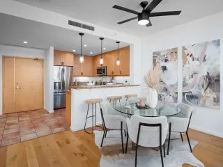 Photo #5: 230016644 Listing