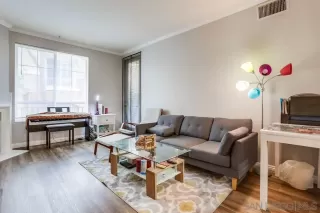 Photo #4: 230016659 Listing