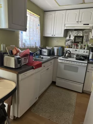 Photo #6: 230016663 Listing