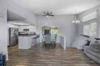 Photo #6: 230016682 Listing