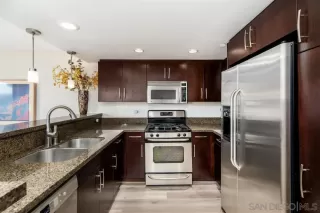 Photo #4: 230016685 Listing