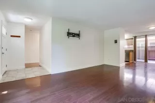 Photo #3: 230016722 Listing