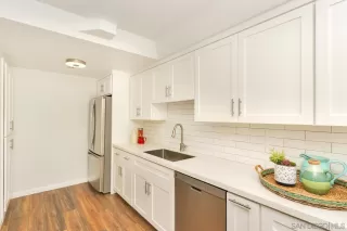 Photo #3: 230016787 Listing