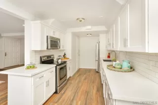 Photo #5: 230016787 Listing