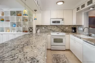 Photo #6: 230016795 Listing