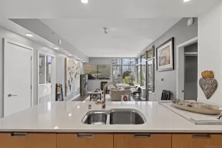 Photo #4: 230016801 Listing