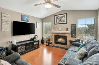 Photo #2: 230016883 Listing