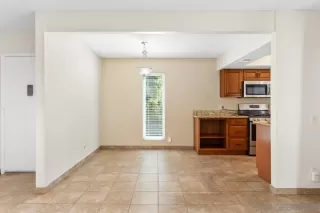 Photo #5: 230016886 Listing