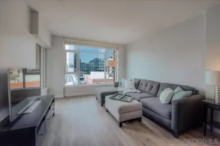 Photo #2: 230016907 Listing 